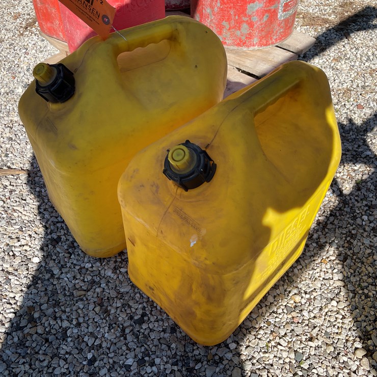 #1679 • (2) Poly Diesel Fuel Tanks