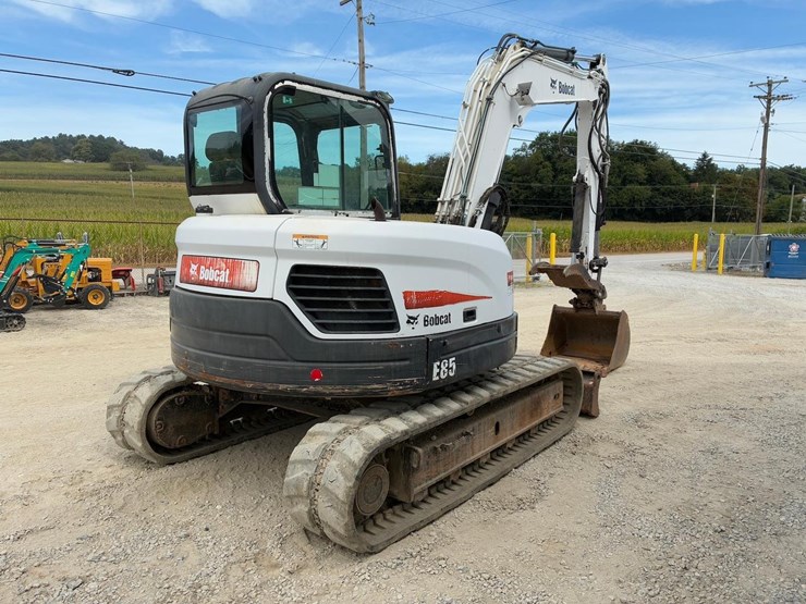 2017-bobcat-e85-image-5