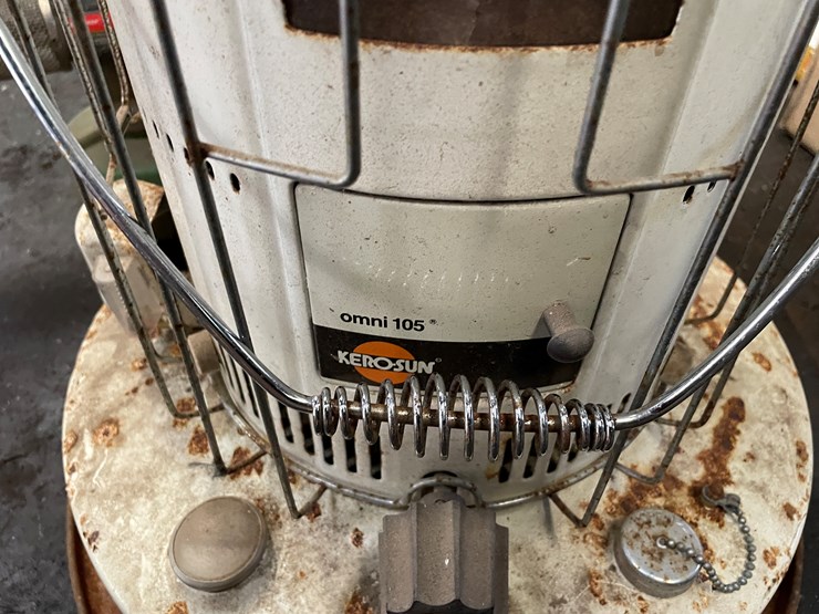 #8429-•-(2)-propane-bug-killer-foggers-and-kerosene-heater-image-8