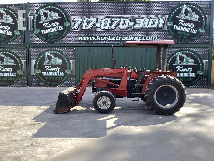 1989-case-ih-385-image-1