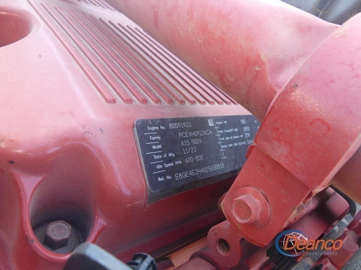 2024-kenworth-t880-image-10