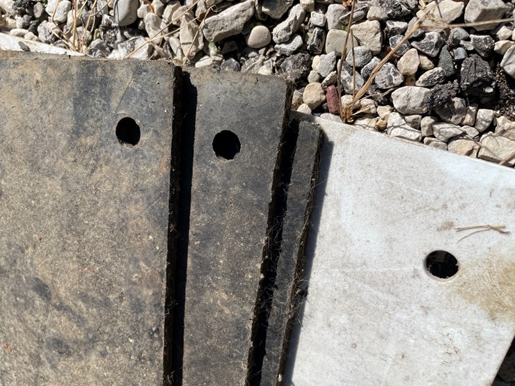 #1674-•-(4)-mud-flaps-image-3