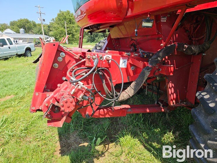 2005-case-ih-2388-image-10