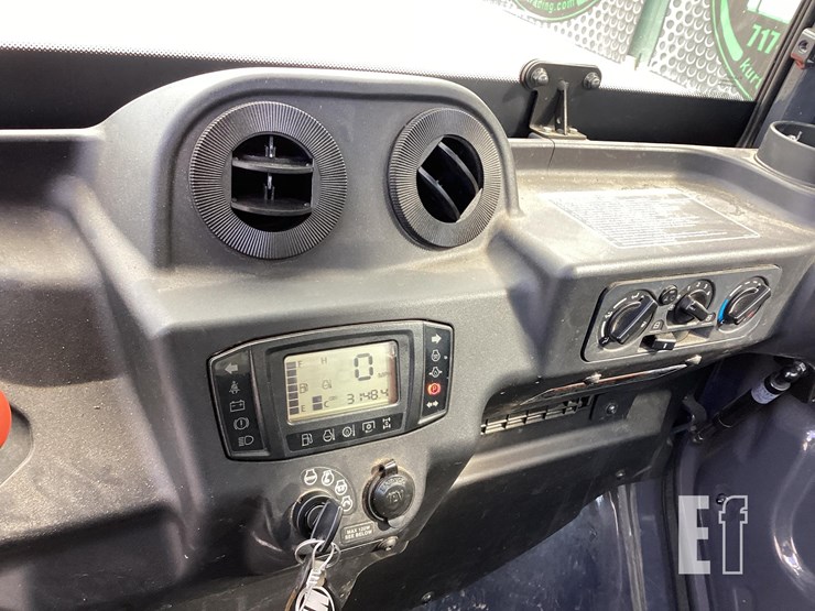 2014-kubota-rtv-x1100c-image-12