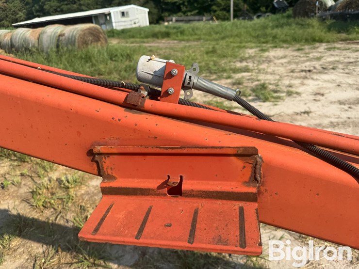 new-holland-1475-image-17