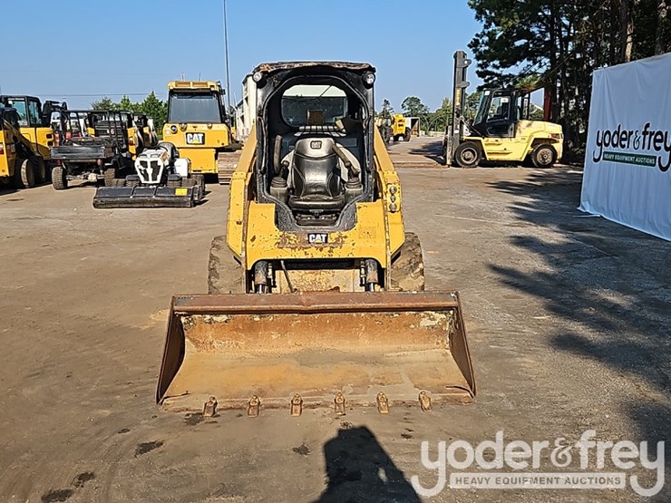 2016-caterpillar-236d-image-7