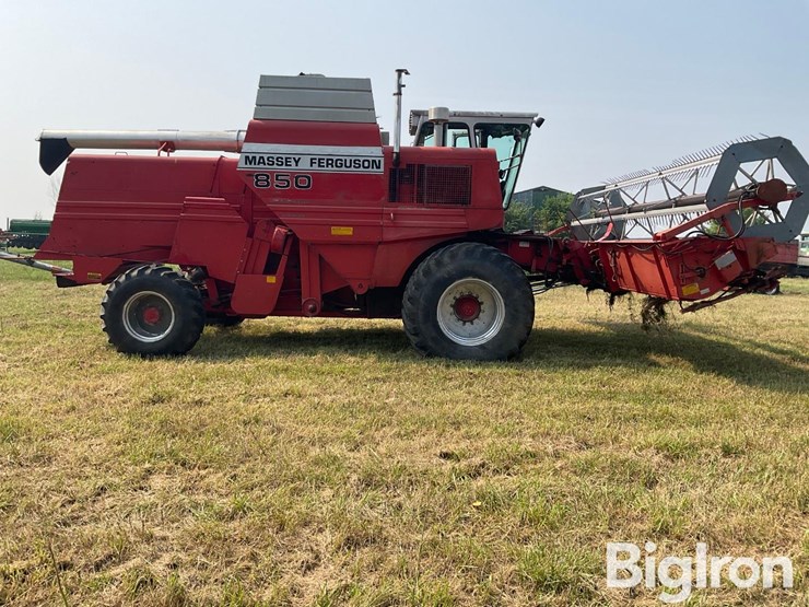 1985-massey-ferguson-850-image-4