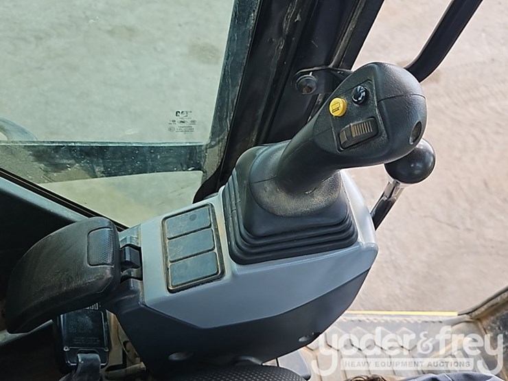 2020-caterpillar-306-cr-image-34