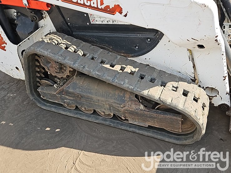 2021-bobcat-t64-image-11