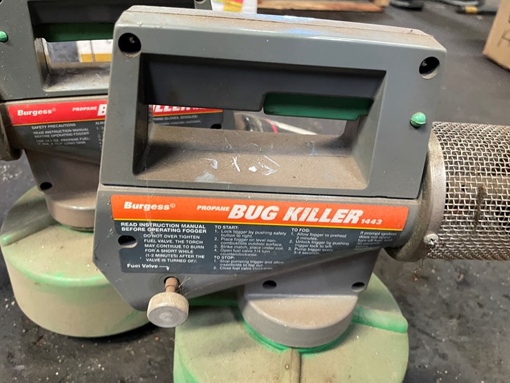 #8429-•-(2)-propane-bug-killer-foggers-and-kerosene-heater-image-6