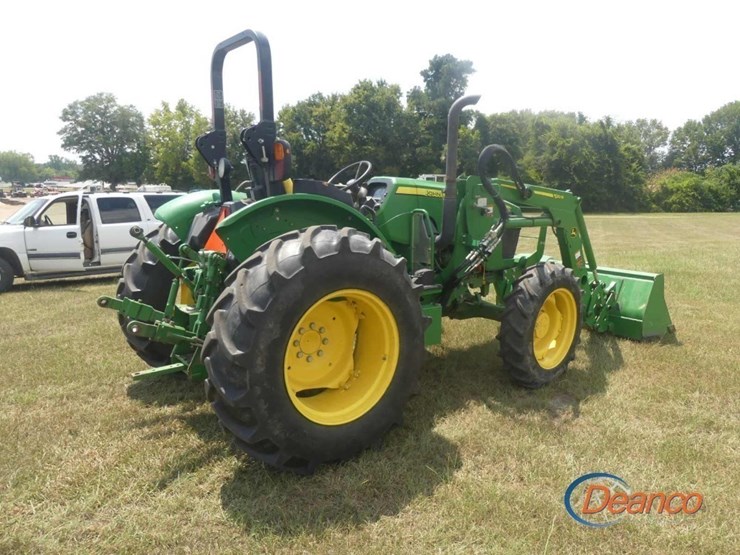 2018-john-deere-5075e-image-2