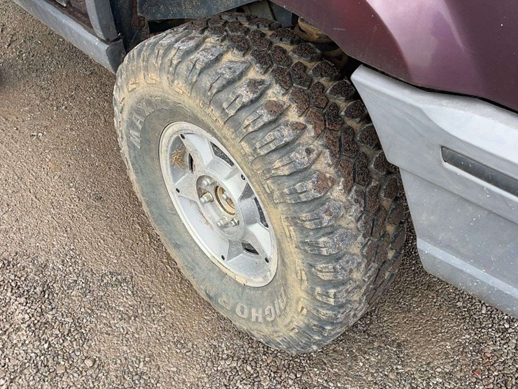 1994-jeep-cherokee-image-10