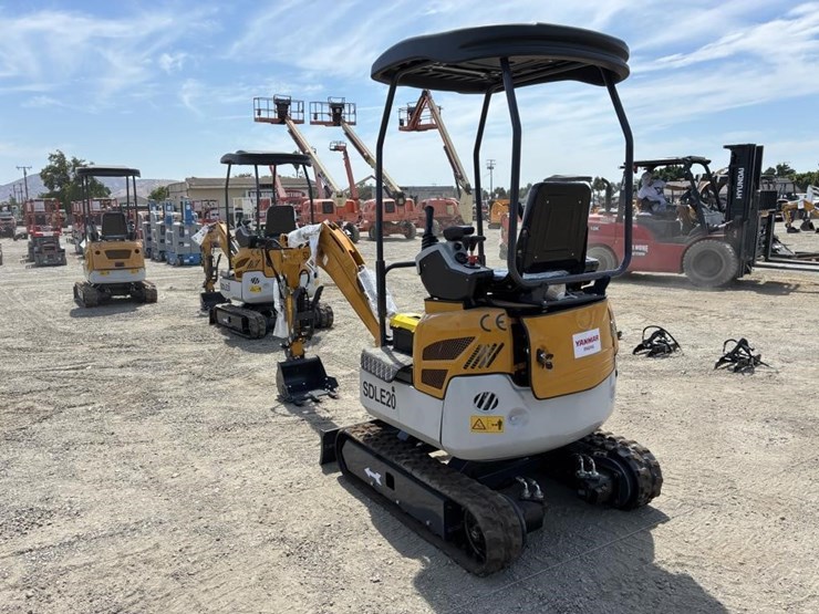 2025-sdlanch-sdle20-hydraulic-excavator-image-4
