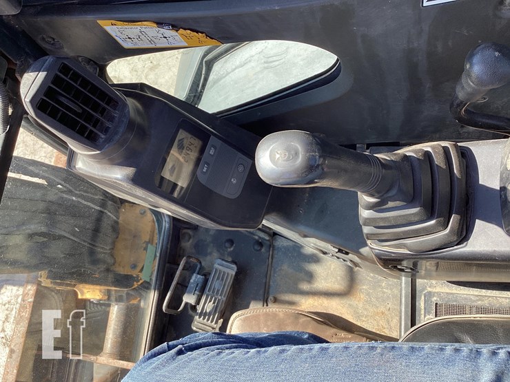 2007-deere-35d-image-18