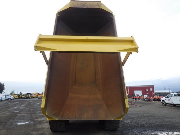 2016-komatsu-hm400-5-image-11