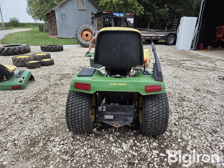 john-deere-265-image-6