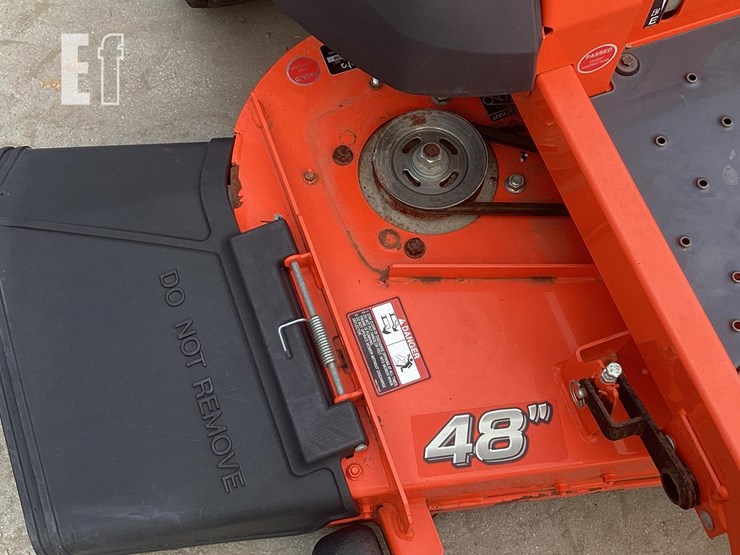 2013-kubota-zg124e-image-9
