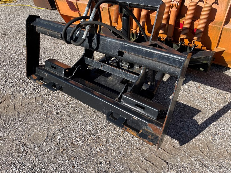 #1582-•-universal-mount-10'-angle-blade-image-5