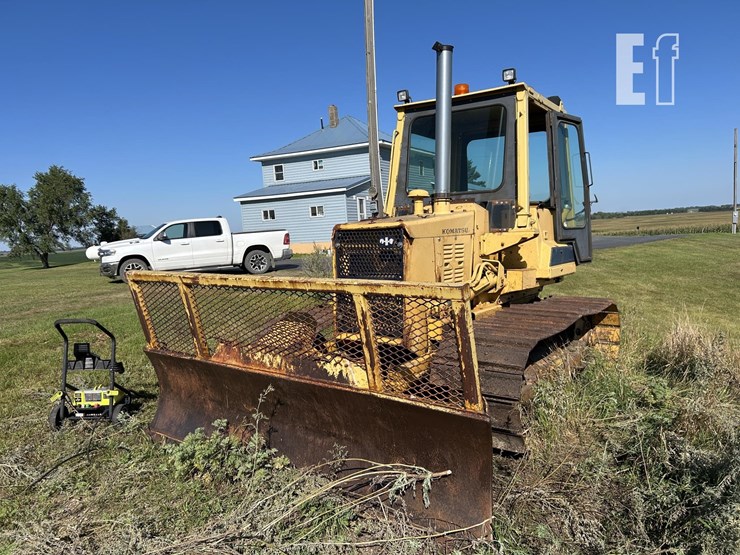 komatsu-d31p-17-image-6