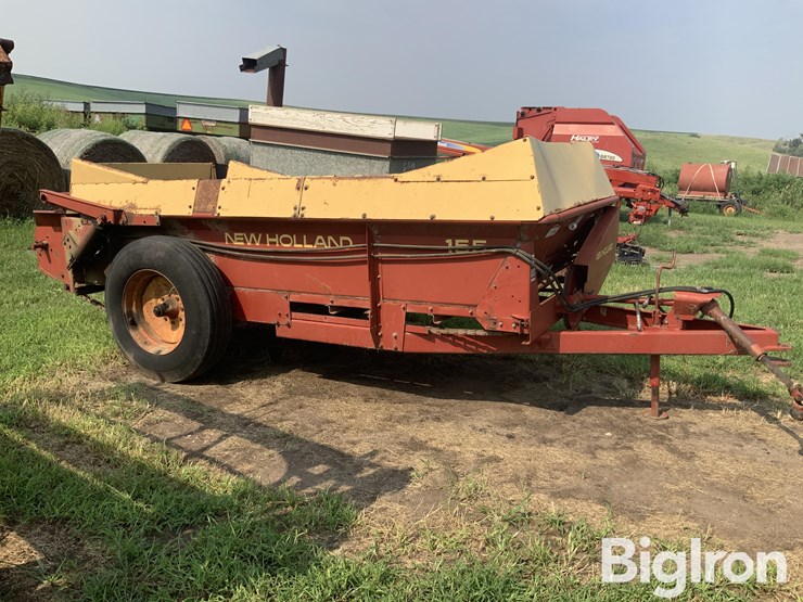 new-holland-155-image-4