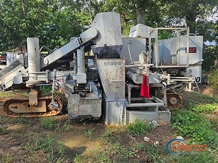 2004-power-curbers-5500b-track-curb/gutter-machine,-s/n-420784-image-1