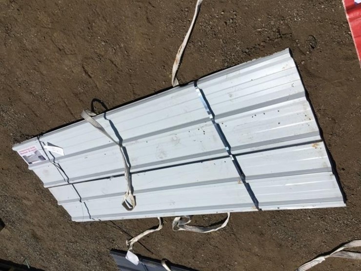 (30)-unused-8ft-x-3ft-metal-roof-panels.-image-2