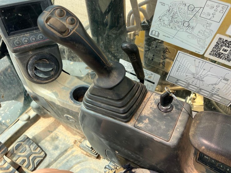 2018-caterpillar-313-image-42