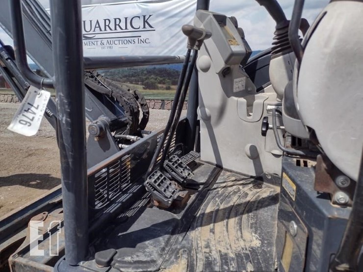 2017-deere-50g-image-11