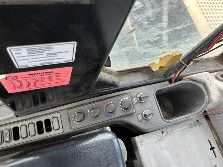 2006-caterpillar-320c-image-35