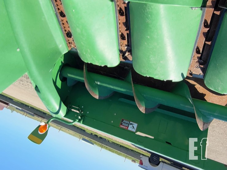 2012-john-deere-608c-image-9