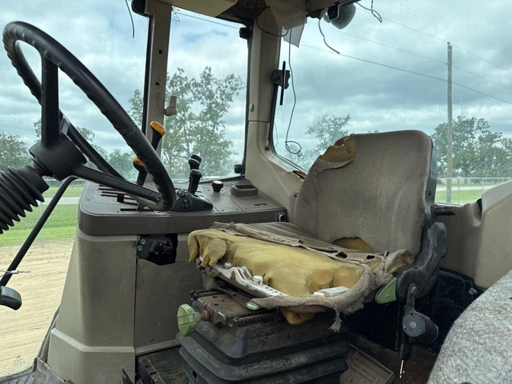 john-deere-6615-image-17