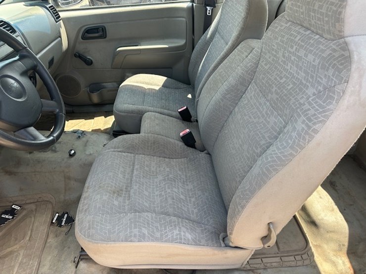 2005-chevrolet-colorado-image-31