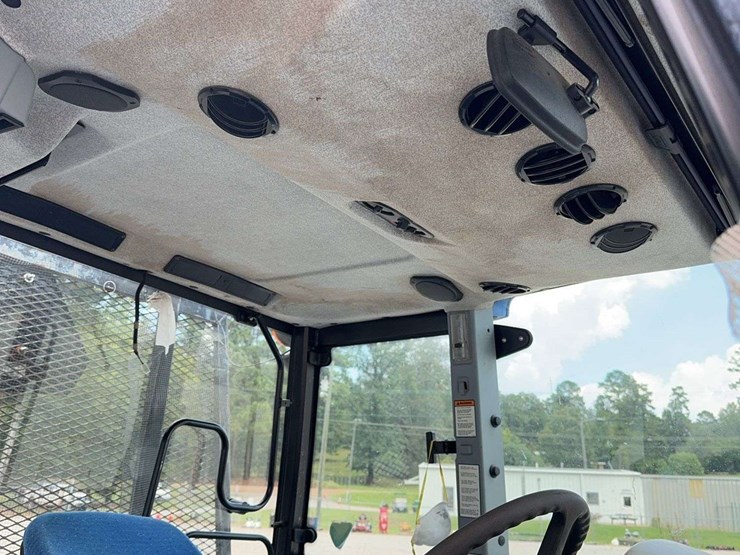 new-holland-t5060-image-12