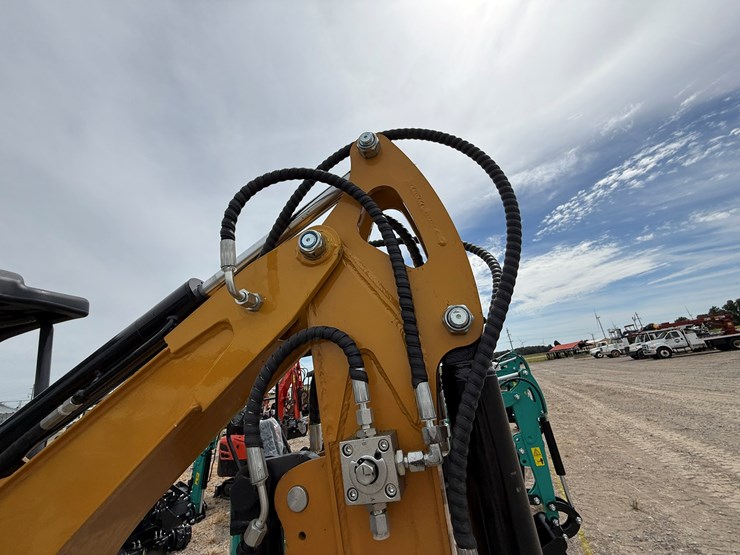 #220-•-#26489-•-unused-cfg-xz20r-mini-excavator-xz20r202507070018-image-18