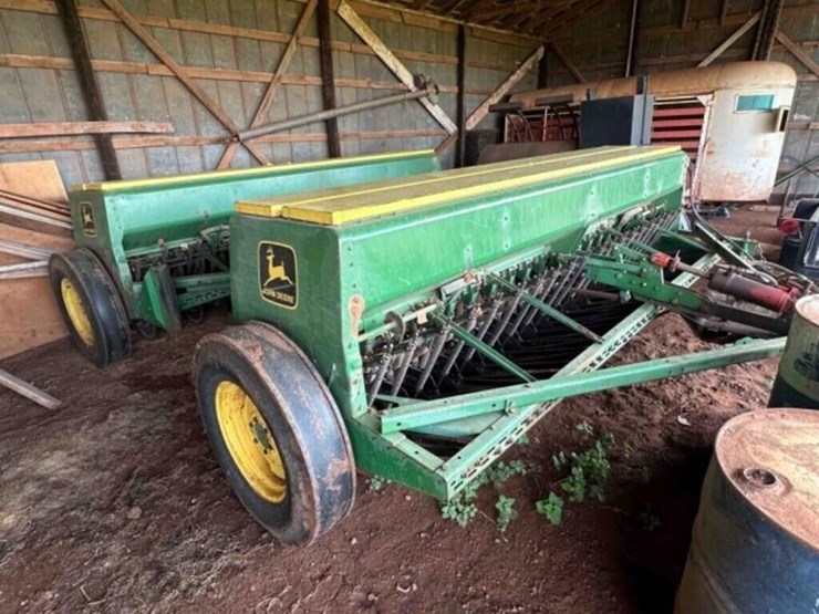 john-deere-8350-image-1