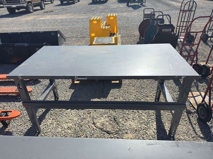 metal-table-3ft-x-6ft-image-2