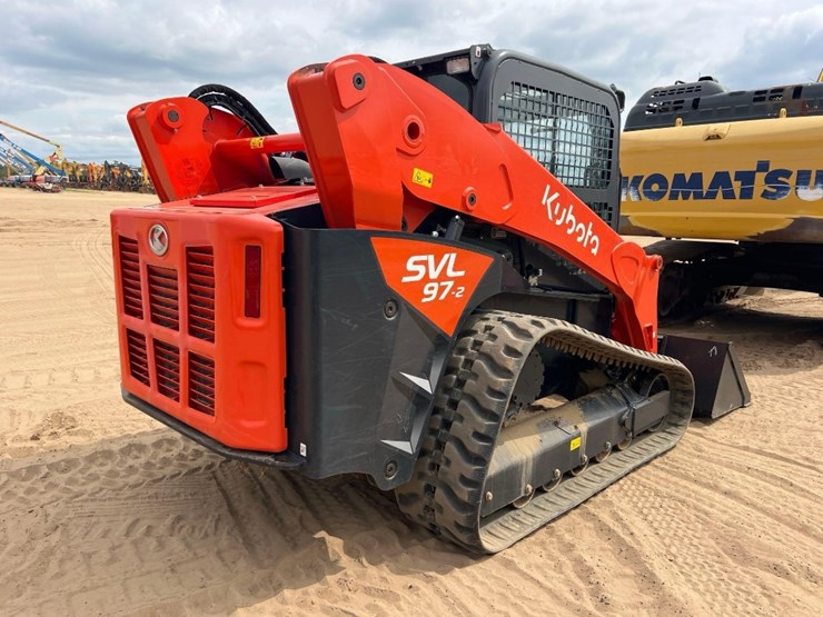 kubota-svl97-2-image-4