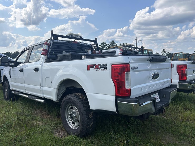 2019-ford-f250-sd-xl-image-3