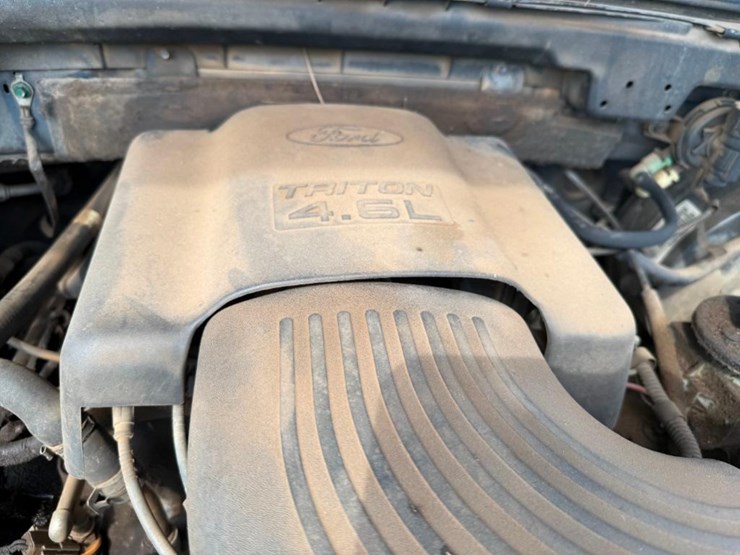 2000-ford-f150-xlt-image-18