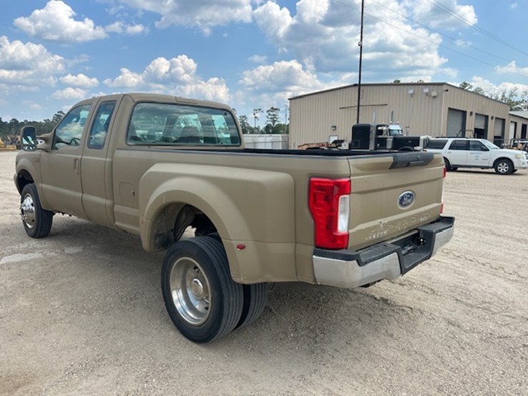 2003-ford-f450-image-4