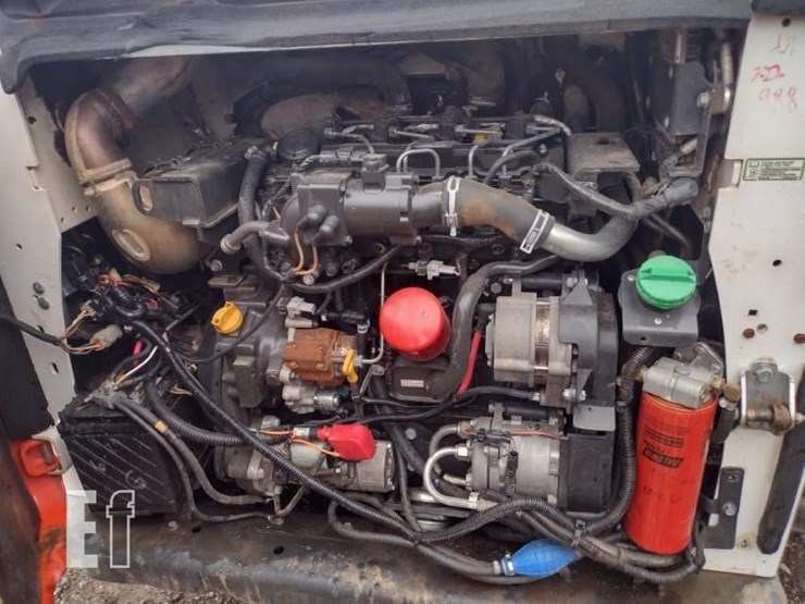 2019-bobcat-t770-image-38