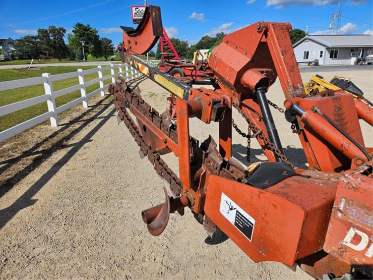 ditch-witch-5110-image-43