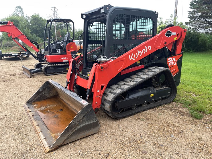 kubota-svl65-2-image-1