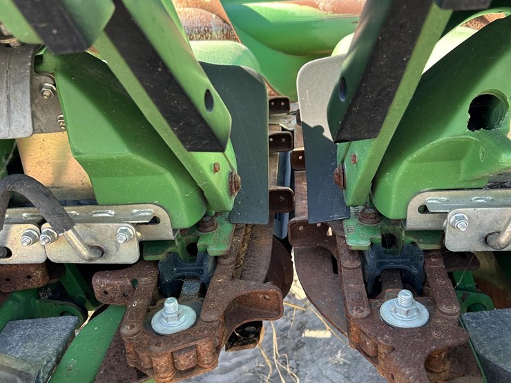 john-deere-616c-image-31