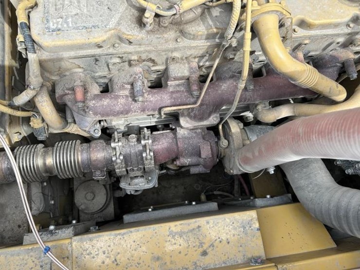 2018-caterpillar-548-image-54