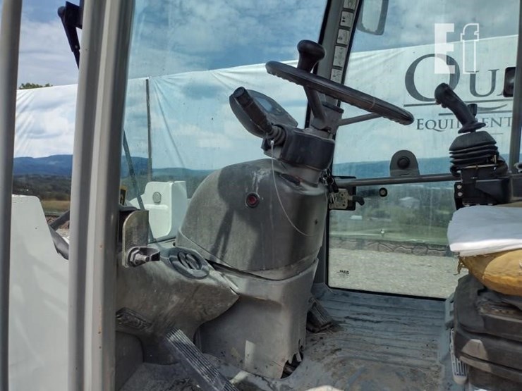2012-takeuchi-tw65-image-11