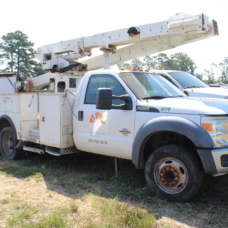2014 FORD F550