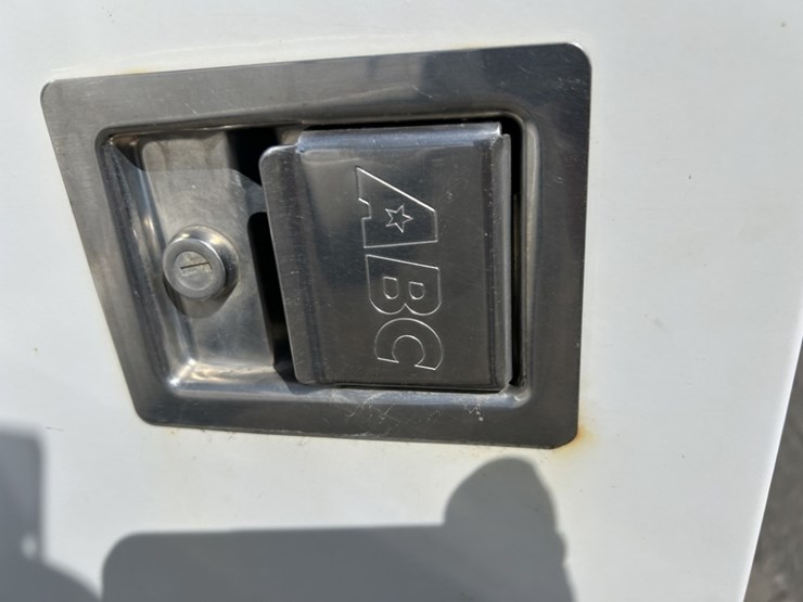2008-ford-f350-xl-image-33