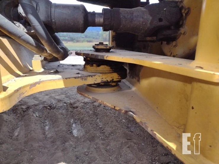 2002-caterpillar-938g-image-26