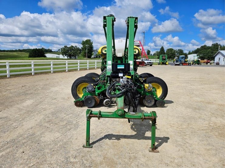 #225-•-westfield-130-71-13"-grain-auger-image-9